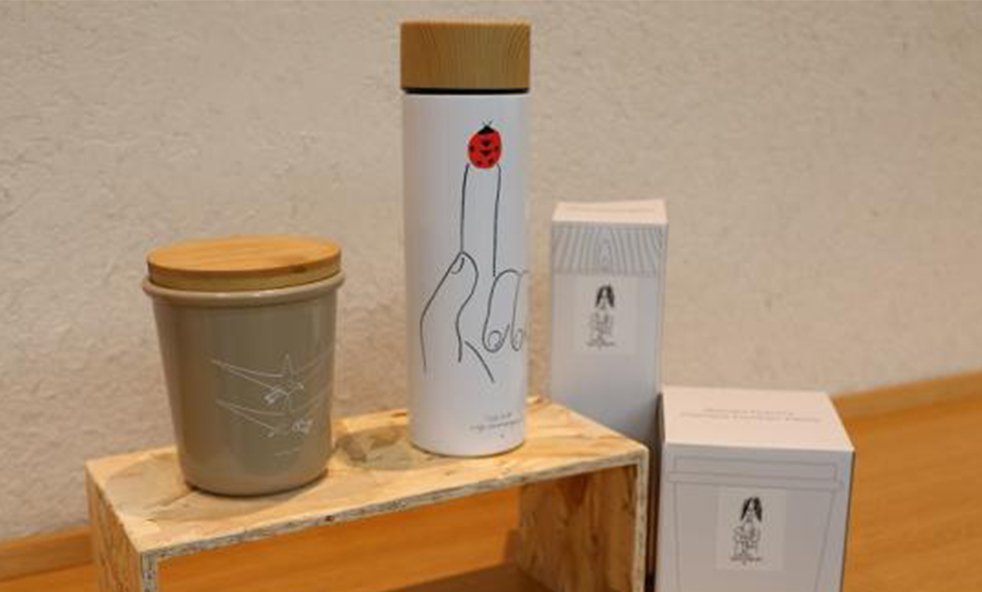 We are launching online sales of Sakai City original stainless steel bottles and tumblers, designed by Ichiro Yamaguchi!